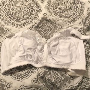Leading Lady white wireless bra